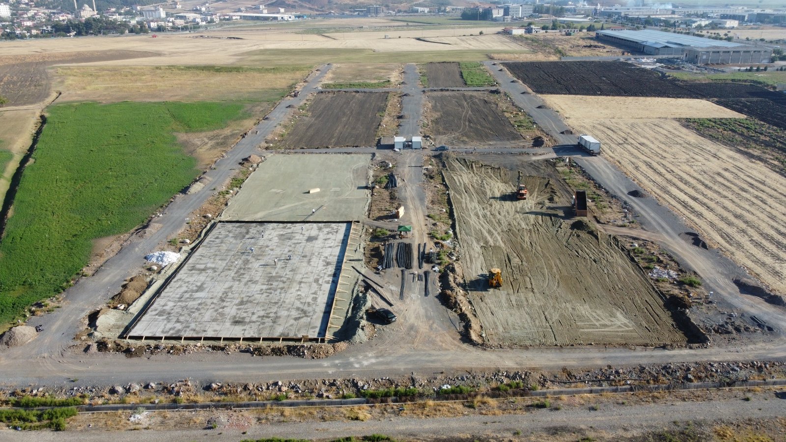 KAHRAMANMARAŞ İLİ TÜRKOĞLU İLÇESİ 136 ADET İŞYERİ YAPIM İŞİ